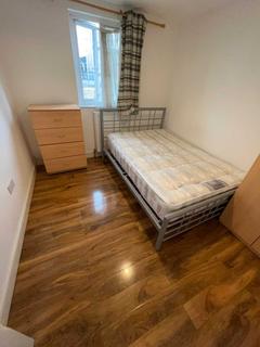 6 bedroom retirement property to rent - Downsell Rd, London, E15