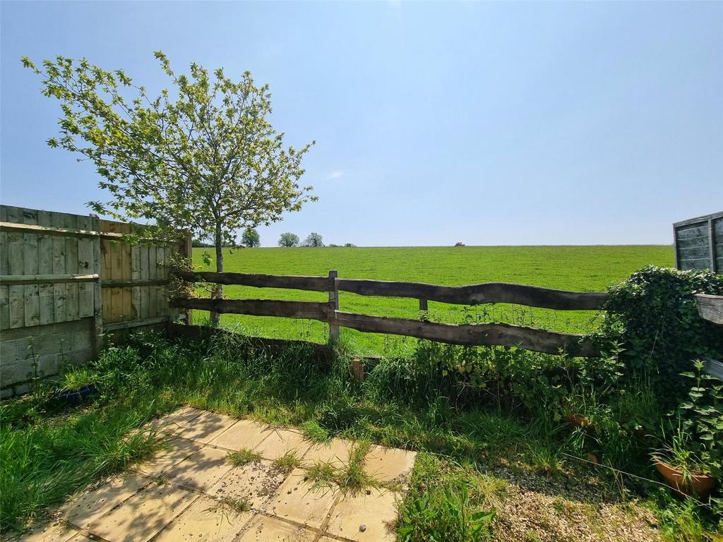 Nr Buckland Monachorum, Yelverton 2 bed terraced house for sale £190,000