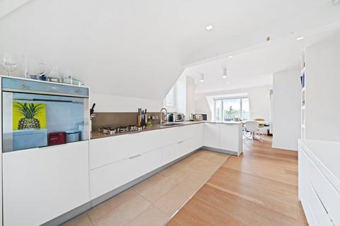 3 bedroom apartment for sale, Redington Road, Hampstead