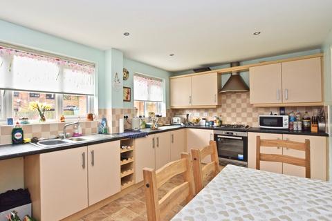 39 Bintley Drive, Pocklington, York, YO42 2NU