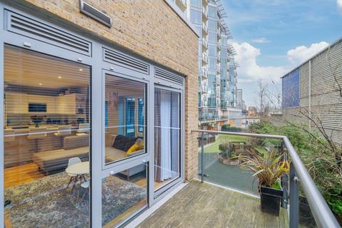 2 bedroom apartment for sale, Flotilla House, Battersea Reach