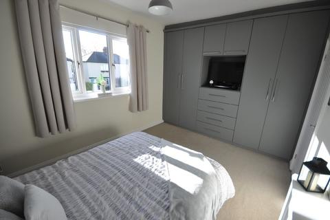 11 Wilkinson Avenue, Moorends, Doncaster, DN8 4RT