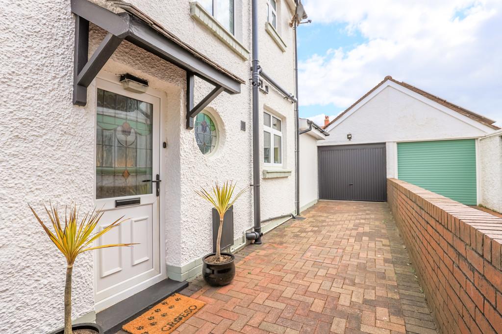13 Lougher Gardens, Porthcawl... 3 bed semidetached house £525,000