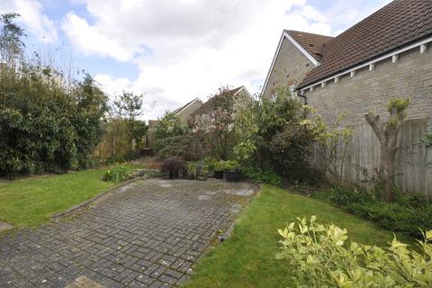 4 bedroom detached house to rent, Labourham Way, Cheddar