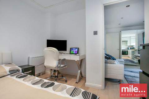 1 bedroom flat to rent, Albany Court, Hammersmith & Fulham NW10