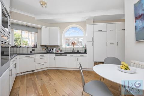 4 bedroom end of terrace house for sale, Trafalgar Gate, Brighton Marina Village, Brighton