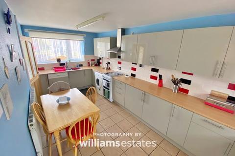 25 Bryn Mor, Gronant, Prestatyn, LL19 9TW