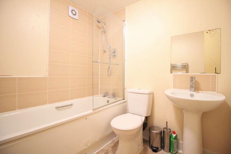 Apartment in Nottingham - View 5