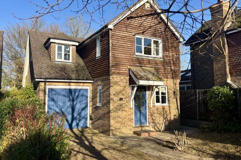 3 bedroom detached house for sale, Blunden Drive, Cuckfield