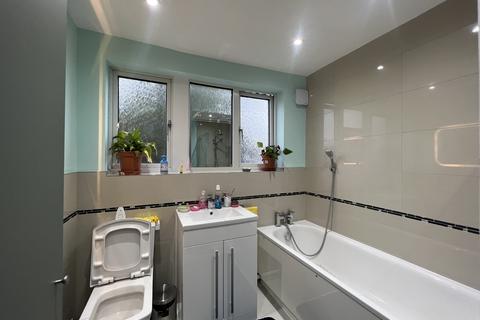undefined, Woodberry Avenue, Harrow HA2