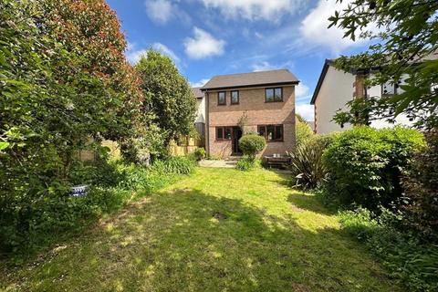 3 bedroom detached house for sale, Carrine Road, Truro