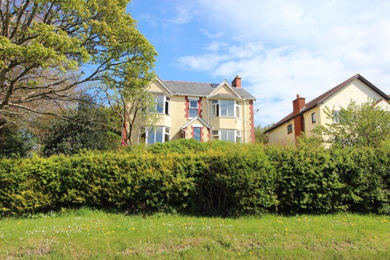 Llanrwst Road, Upper Colwyn Bay 5 bed detached house £279,950