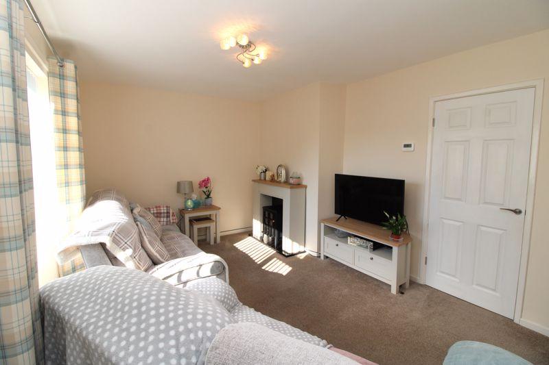 Lilac Avenue, Ainsdale Village... 3 bed semidetached house £170,000