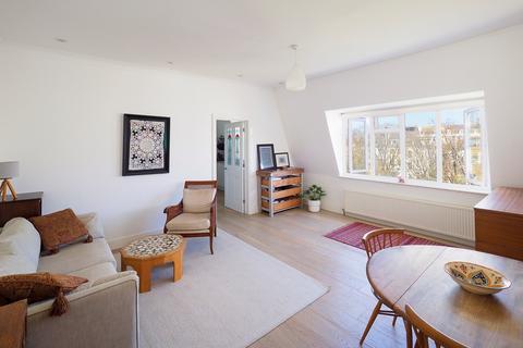 2 bedroom apartment for sale - 2-4 Trinity Crescent, Folkestone, CT20