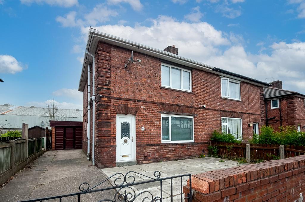 Robins Lane, St Helens, WA9 3 bed semidetached house £140,000