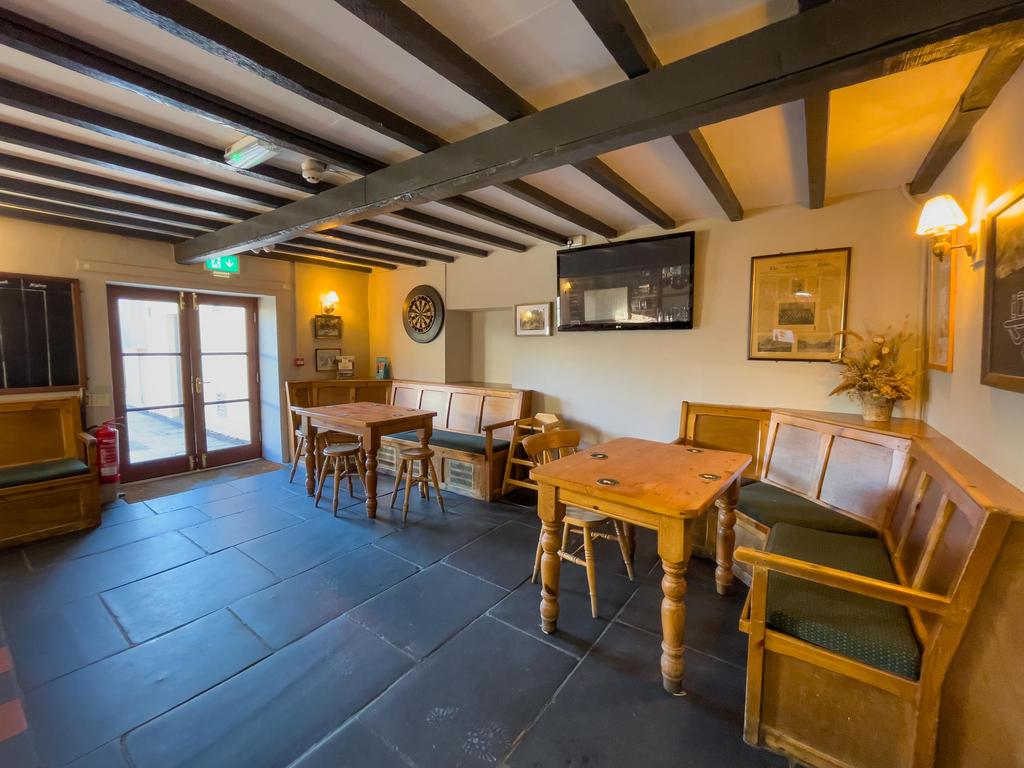 Rear Lounge