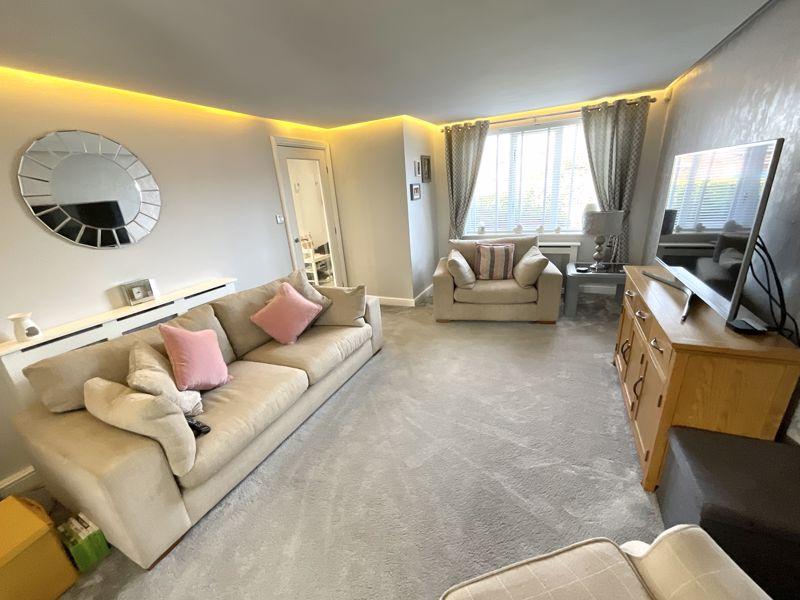 Grove, Trentham 4 bed detached house £375,000