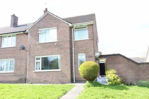 3 bedroom end of terrace house for sale - Caego, Wrexham