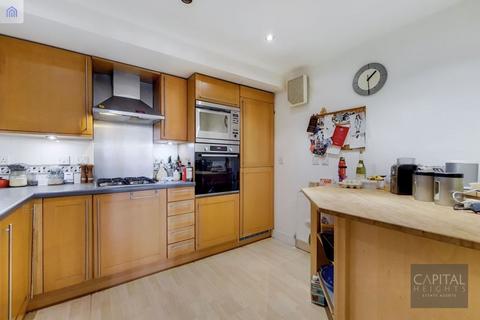 3 bedroom apartment to rent, 12 Fairclough Street, London