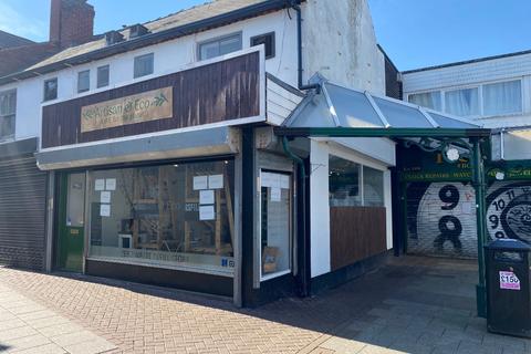 Shop to rent - Corner Shop, 7 Bowers Fold