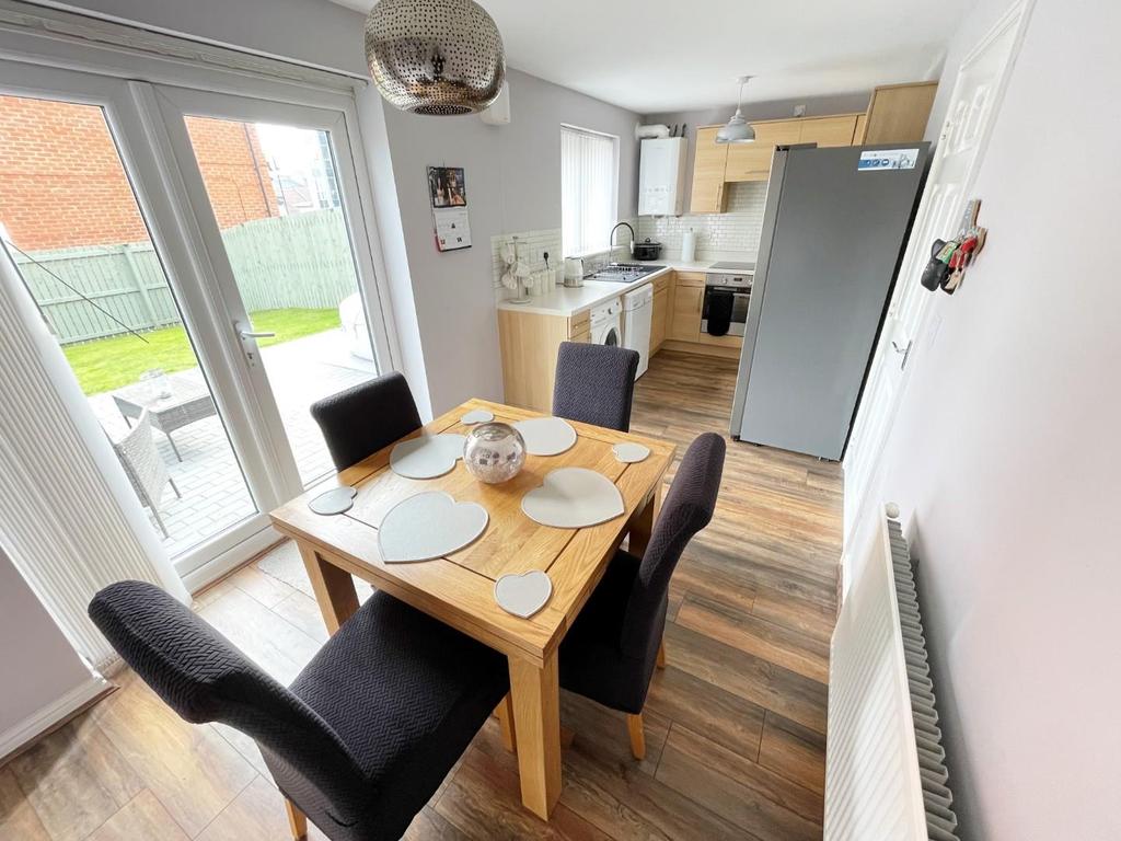 Kitchen diner