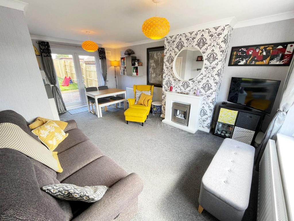 Lounge dining room