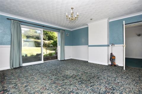 2 bedroom detached bungalow for sale - Batley Road, Tingley, Wakefield, West Yorkshire