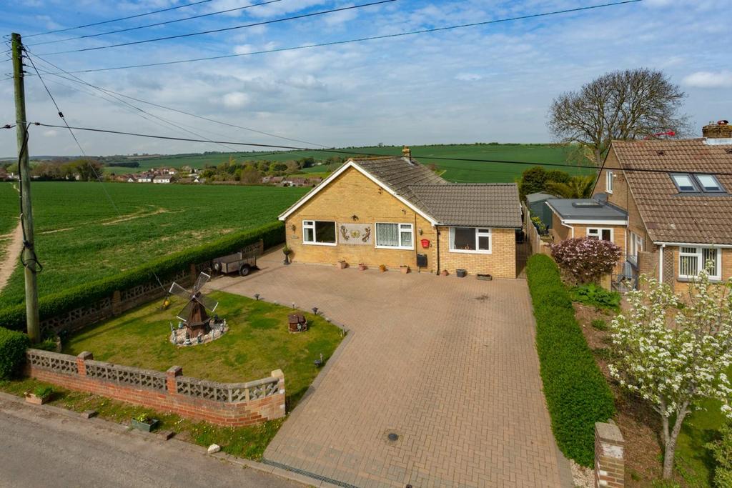 Church Lane, Ripple, Deal 4 bed detached bungalow £595,000