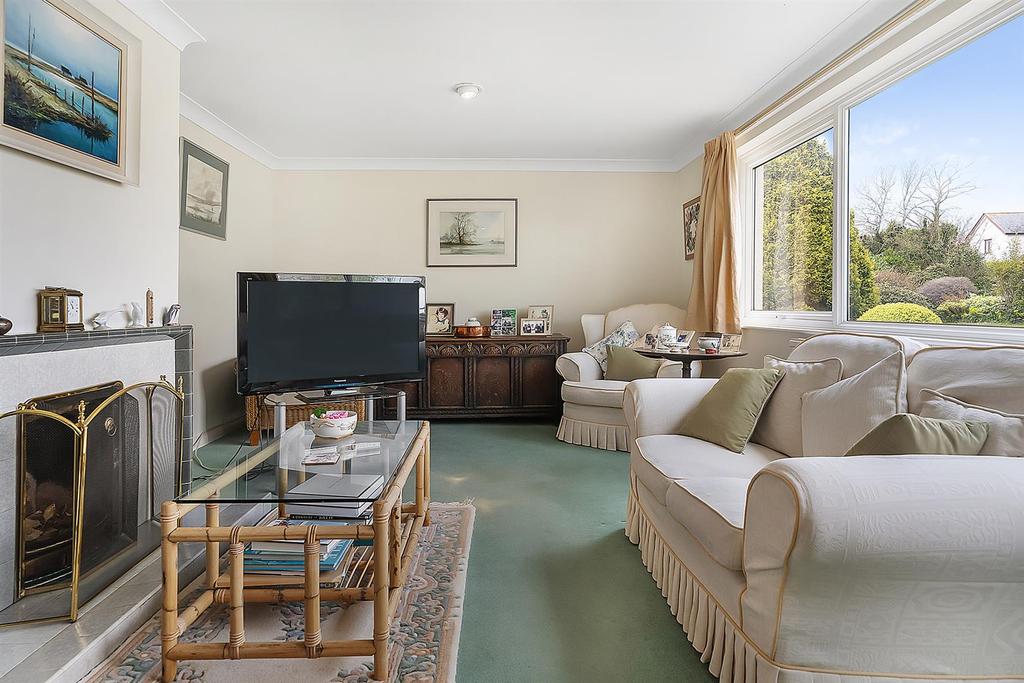 Side living room.jpg
