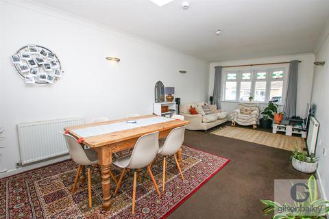 7 Lancaster Close, Old Catton, Norwich, NR6 7BD