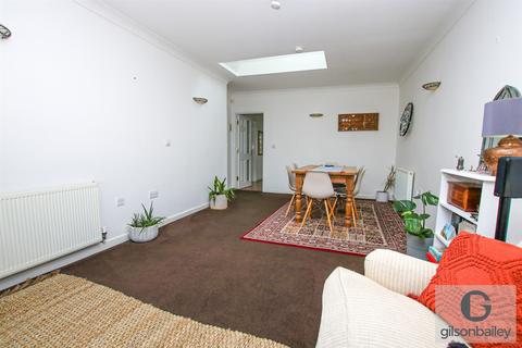 7 Lancaster Close, Old Catton, Norwich, NR6 7BD