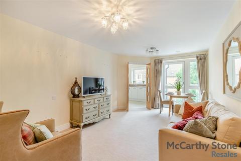 2 bedroom apartment for sale, Wardington Court, Welford Road, Northampton, Northamptonshire, NN2 8FR