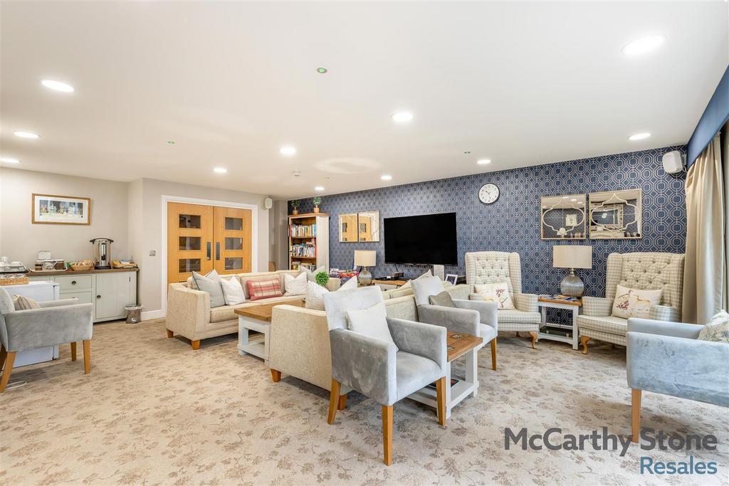 8660432-interior04.jpg