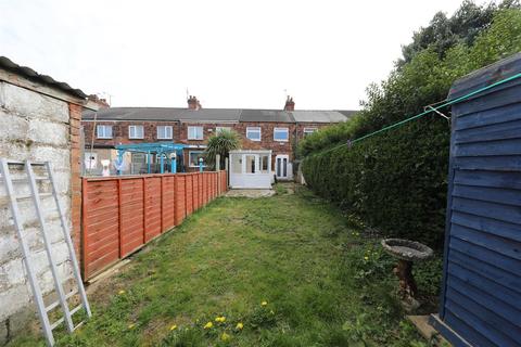 3 bedroom terraced house for sale - Etherington Drive, Hull