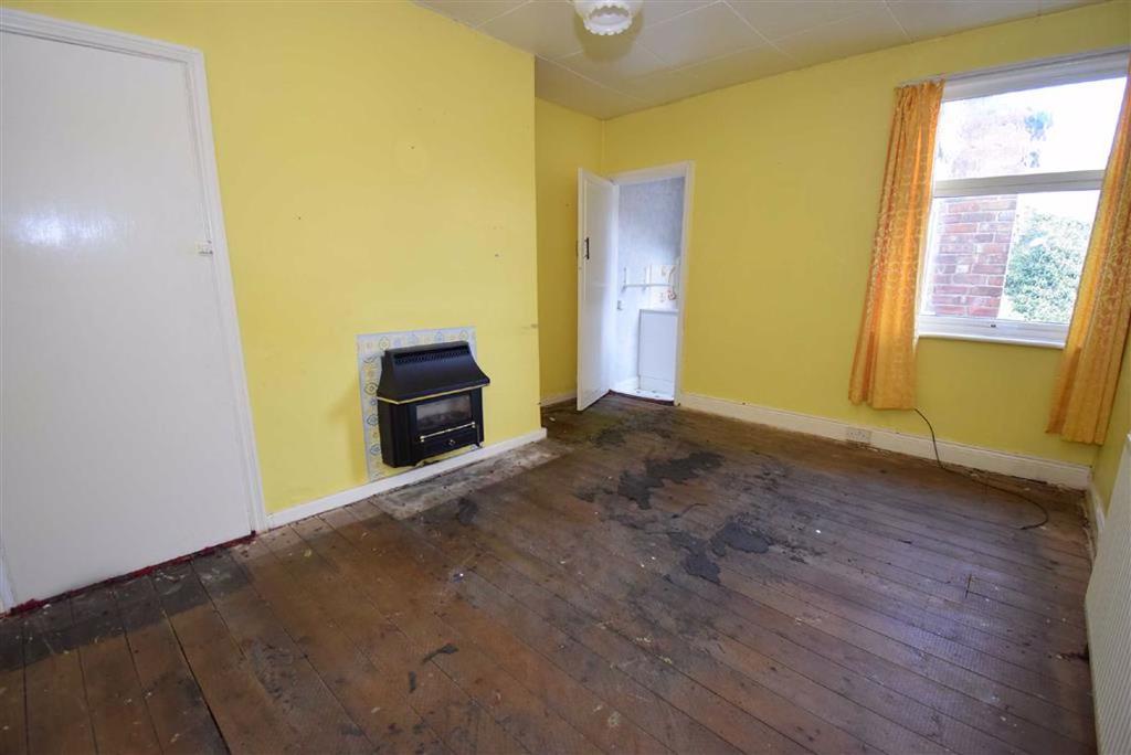 Gordon Road, South Shields 2 bed flat £55,000