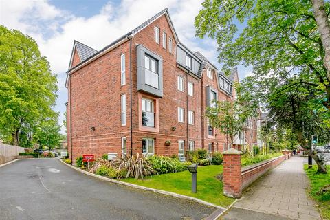 2 bedroom apartment for sale, Oakfield Court, Crofts Bank Road, Urmston, Manchester, M41 0AA