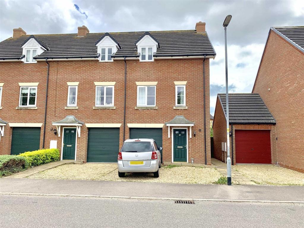 Matmore Gate Spalding 3 bed townhouse £200,000