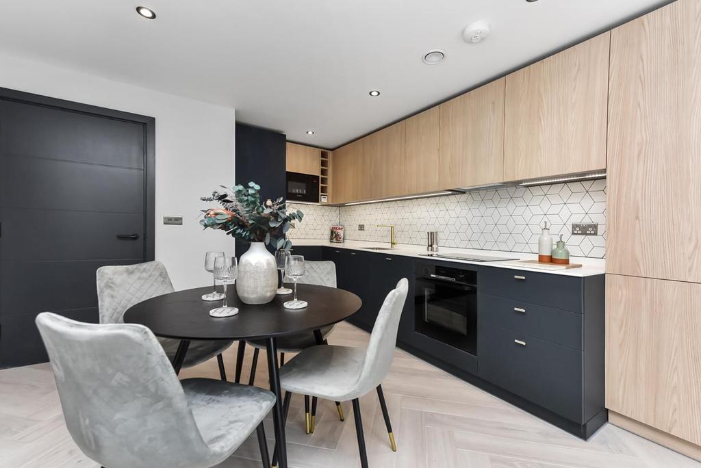 Toy Makers Yard, Fulham, London 2 bed apartment £680,000