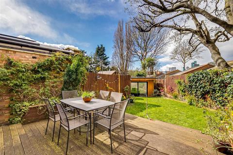 42a Allfarthing Lane, London, SW18 2AJ