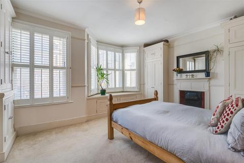42a Allfarthing Lane, London, SW18 2AJ