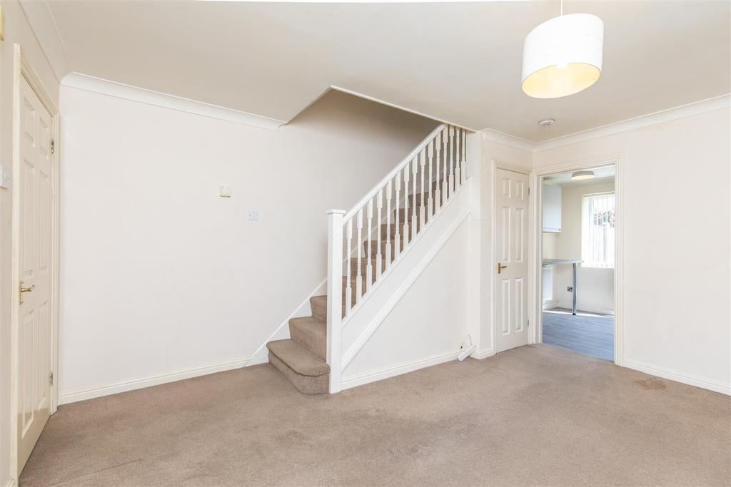 Mallard Drive, Ridgewood, Uckfield 2 bed semidetached house £325,000