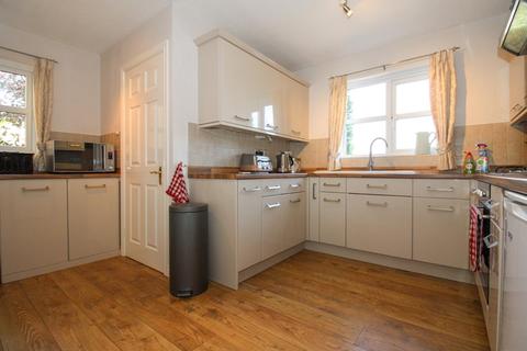 26 Tenterfields, Apperley Bridge, Bradford, BD10 0UN