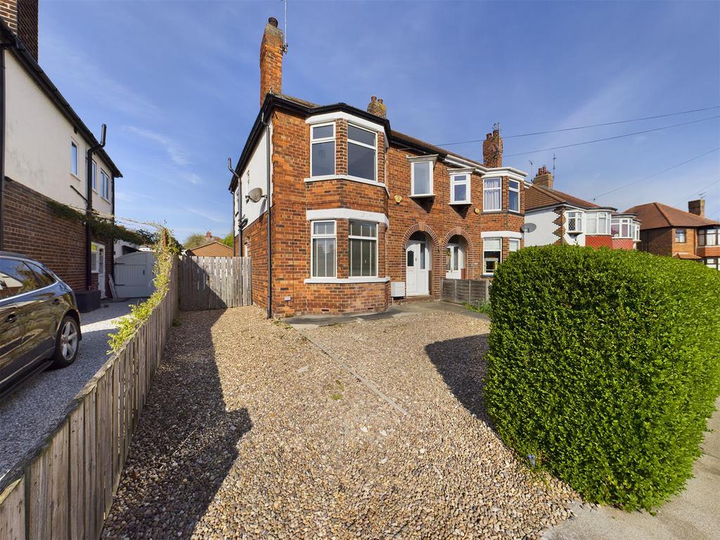 Windsor Avenue, Anlaby, Hull 4 bed semidetached house £315,000