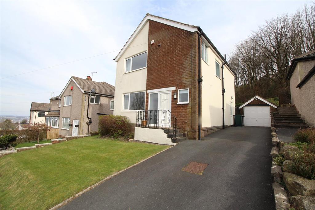 Ascot Drive, Bradford 3 bed detached house £240,000