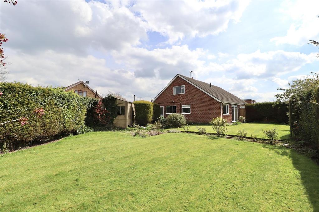 Fossway, Stamford Bridge 3 bed semidetached bungalow for sale £265,000