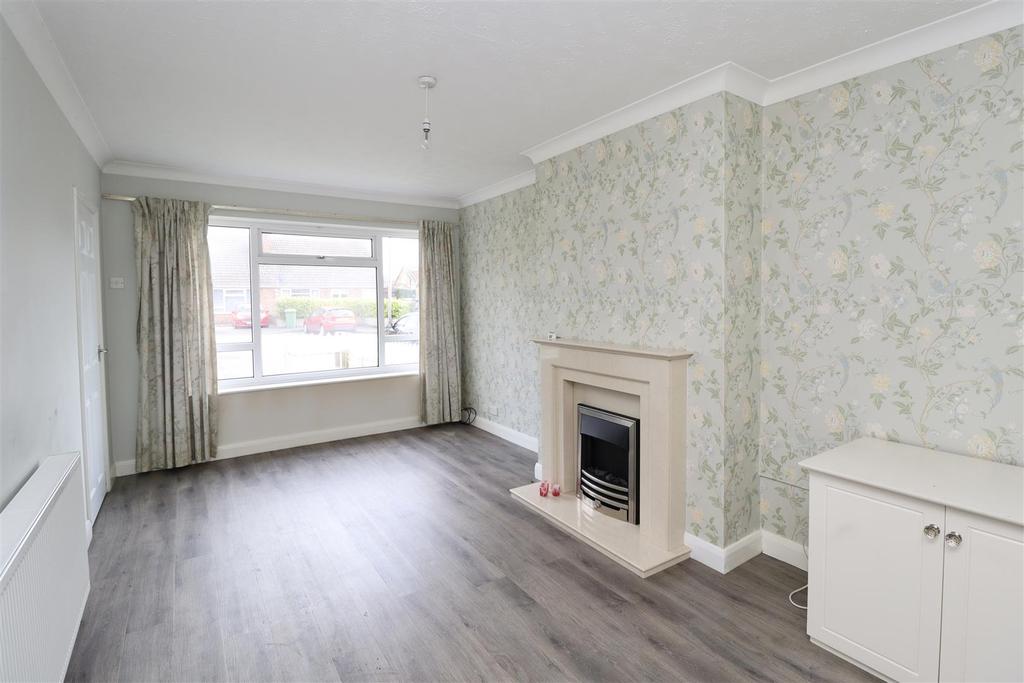 Fossway, Stamford Bridge 3 bed semidetached bungalow £265,000