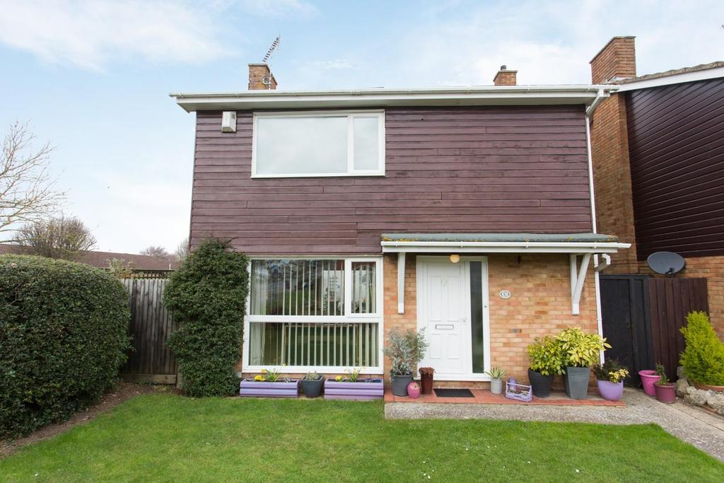 Bysing Wood Road, Faversham 3 bed detached house £400,000