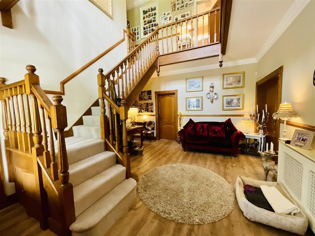 Clos Penyfai, Llanelli 5 bed detached house £775,000