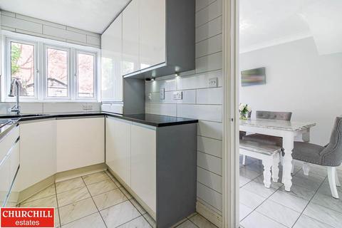 130 Elmcroft Avenue, London, E11 2DB