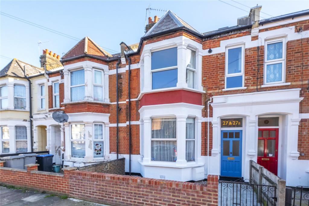 West Ella Road, Harlesden, London 4 bed flat - £430,000